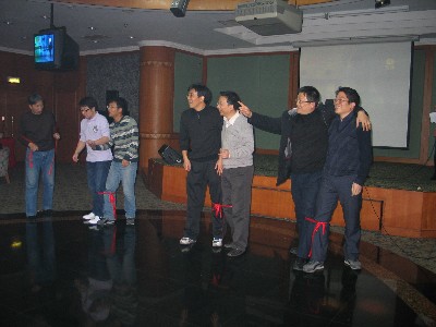 兩人三足跑